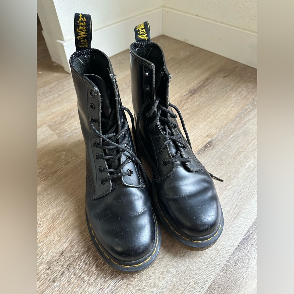Dr. Martens 1460 8-Eye boot black  Size 8